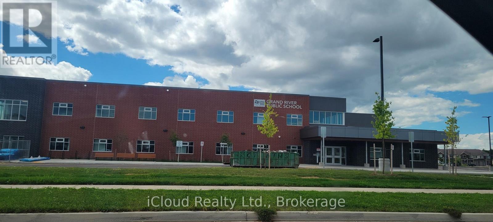 19 Edminston Drive, Centre Wellington, Ontario  N1M 0J3 - Photo 34 - X12363217