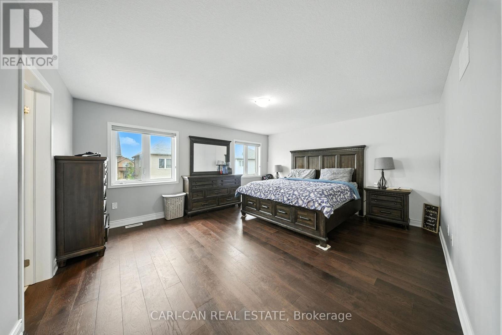 122 Longboat Run West, Brantford, Ontario  N3T 0P3 - Photo 26 - X12363229