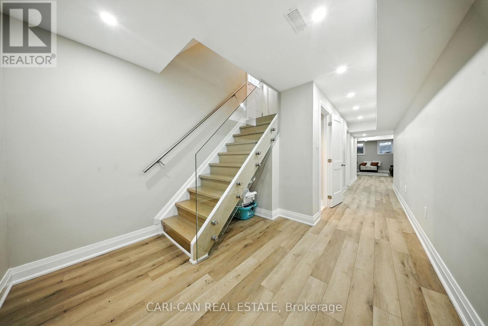 122 Longboat Run West, Brantford, Ontario  N3T 0P3 - Photo 31 - X12363229