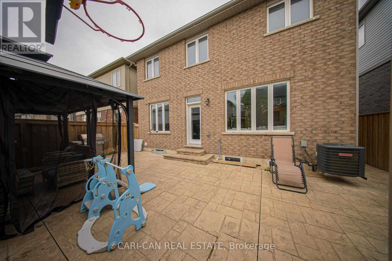 122 Longboat Run West, Brantford, Ontario  N3T 0P3 - Photo 42 - X12363229