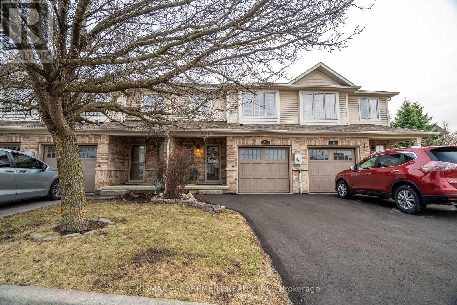 41 - 222 Fall Fair Way, Hamilton, Ontario  L0R 1C0 - Photo 2 - X12363238