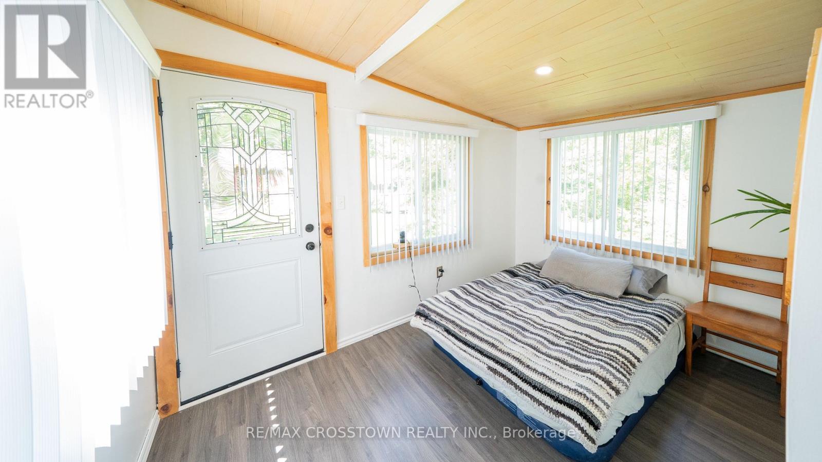 1161 Uffington Road, Bracebridge, Ontario  P1L 1X1 - Photo 15 - X12363276