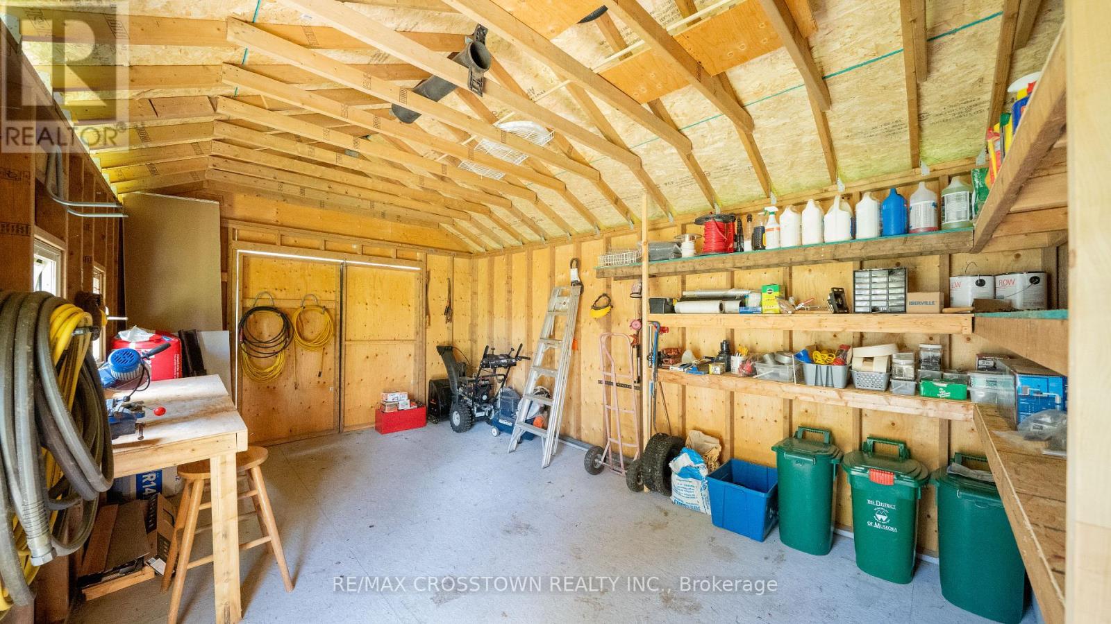1161 Uffington Road, Bracebridge, Ontario  P1L 1X1 - Photo 17 - X12363276