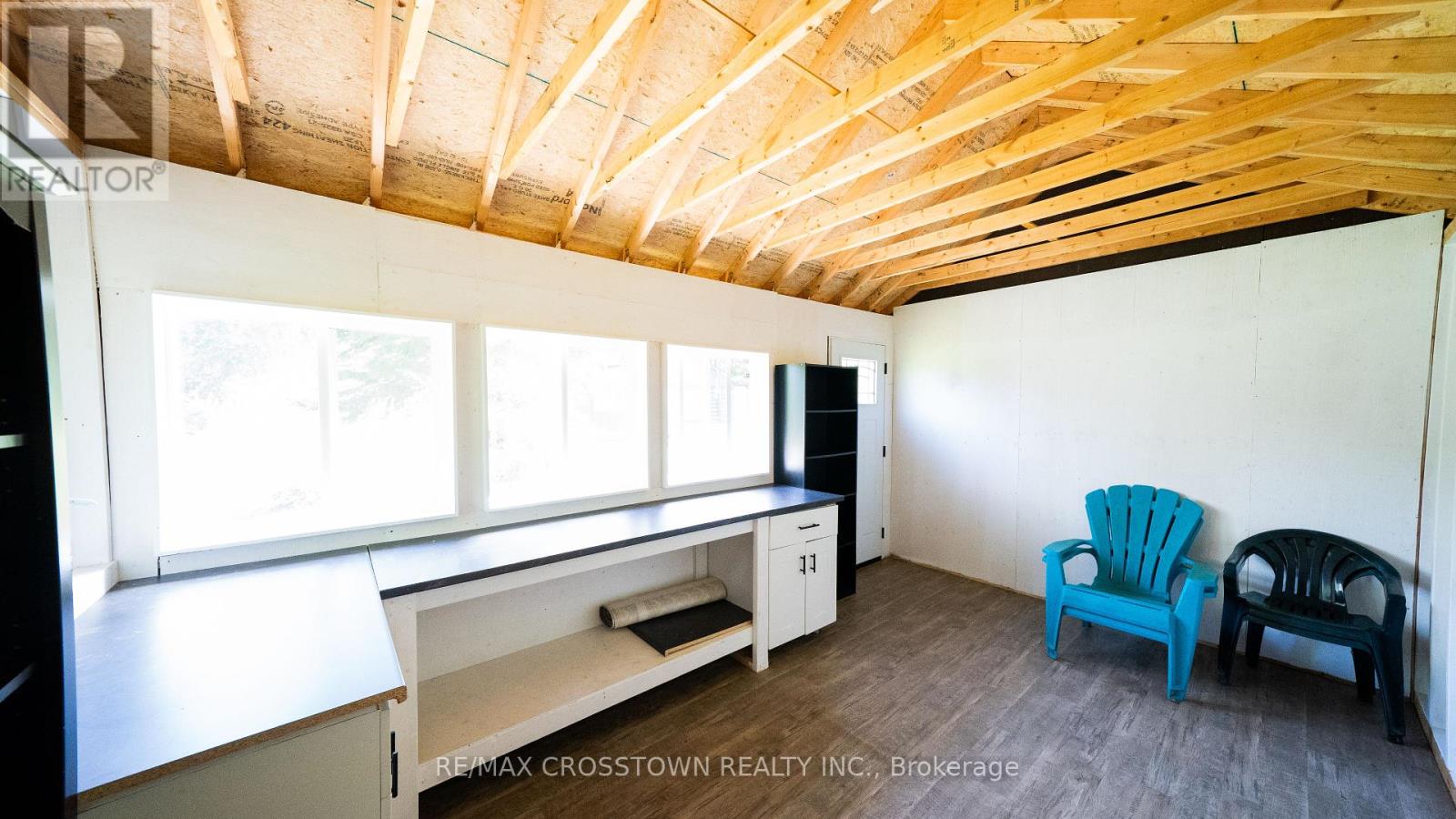 1161 Uffington Road, Bracebridge, Ontario  P1L 1X1 - Photo 18 - X12363276