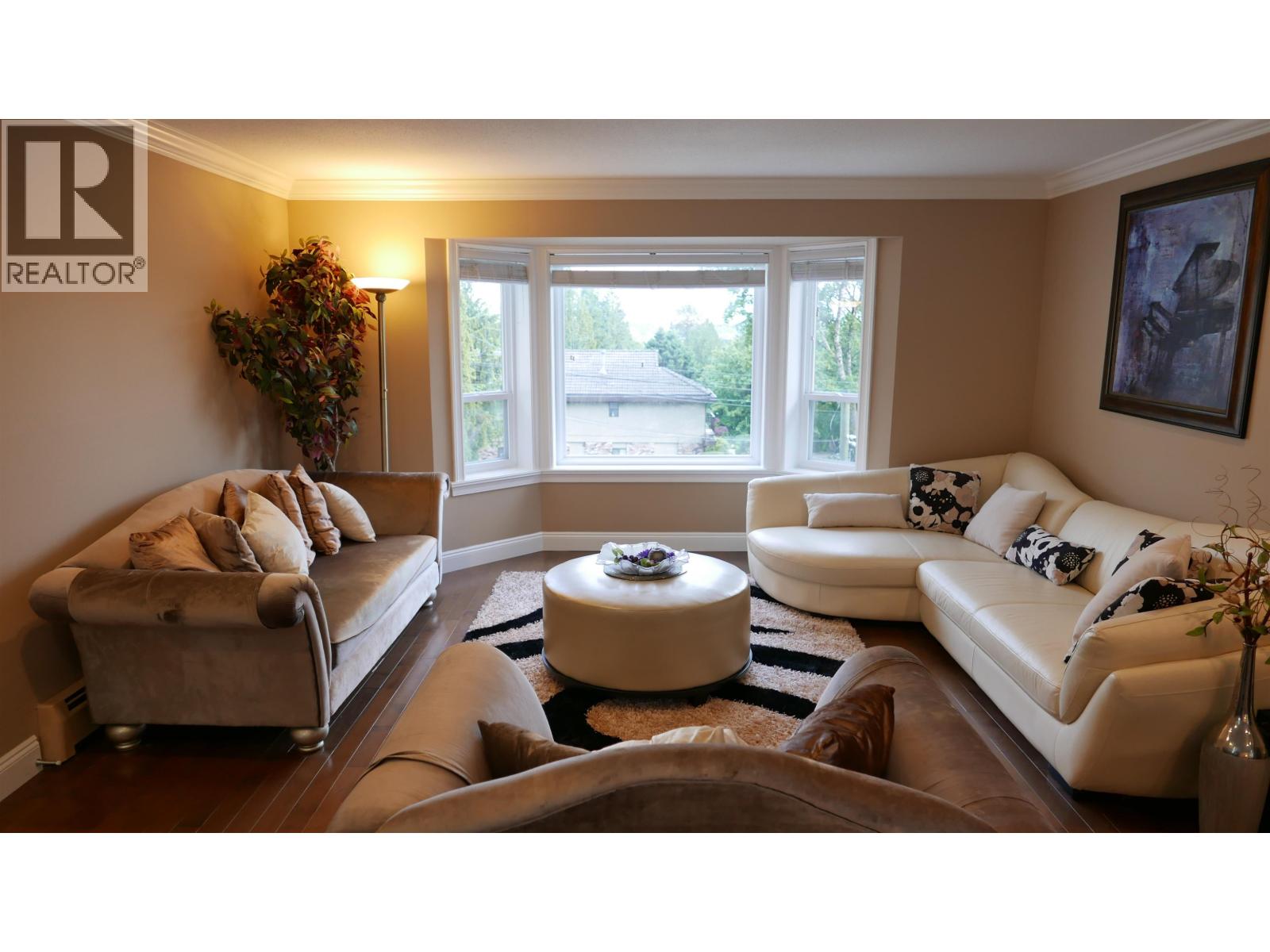 Property at 7625 AUBREY STREET image 4