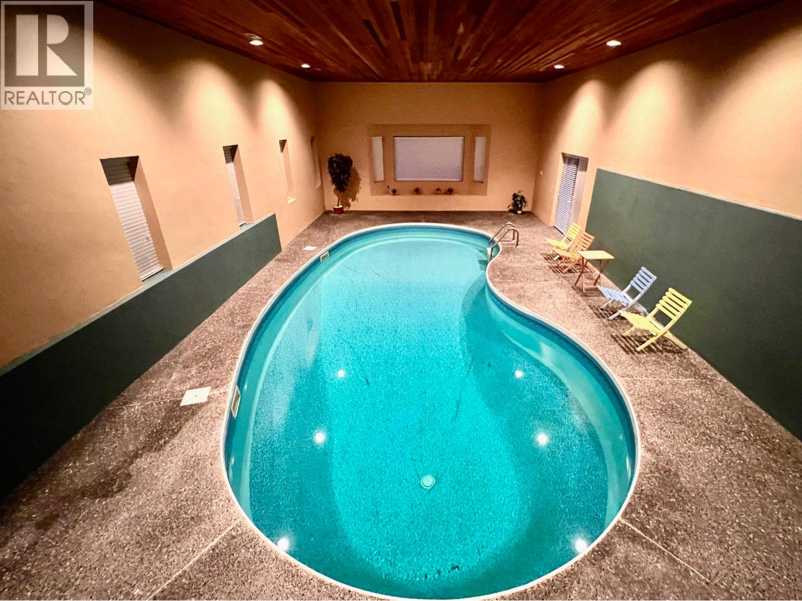 7625 Aubrey Street, Burnaby, British Columbia  V5A 1K6 - Photo 10 - R3026725