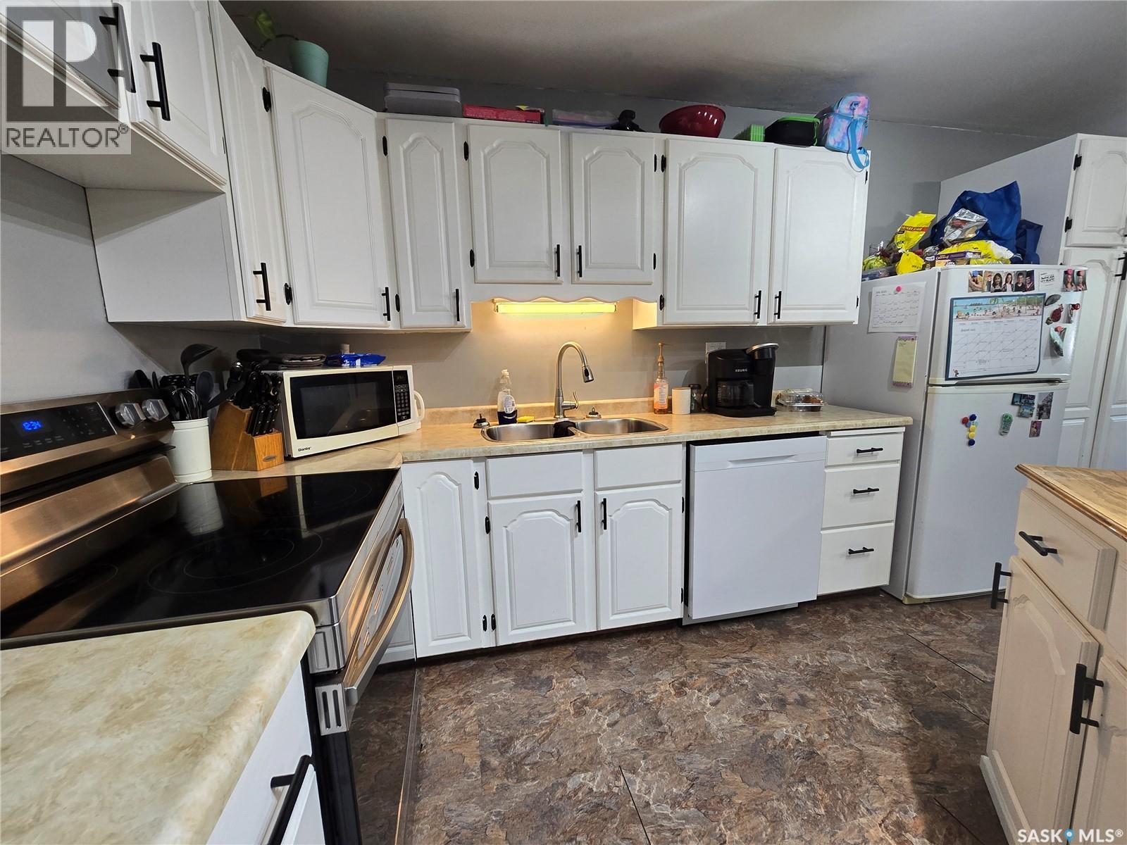 7 Mitchell Crescent, Weyburn, Saskatchewan  S4H 2M3 - Photo 10 - SK016589