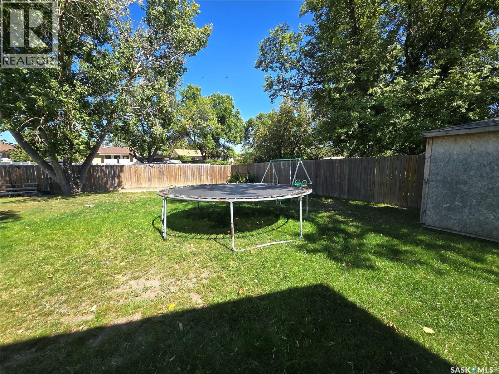 7 Mitchell Crescent, Weyburn, Saskatchewan  S4H 2M3 - Photo 6 - SK016589