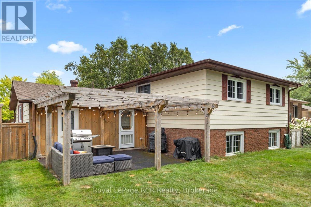 534 21st Avenue, Hanover, Ontario  N4N 3H4 - Photo 25 - X12342226