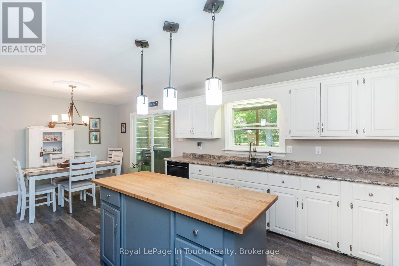 507 Lafontaine Road E, Tiny, Ontario  L9M 2H7 - Photo 19 - S12363398
