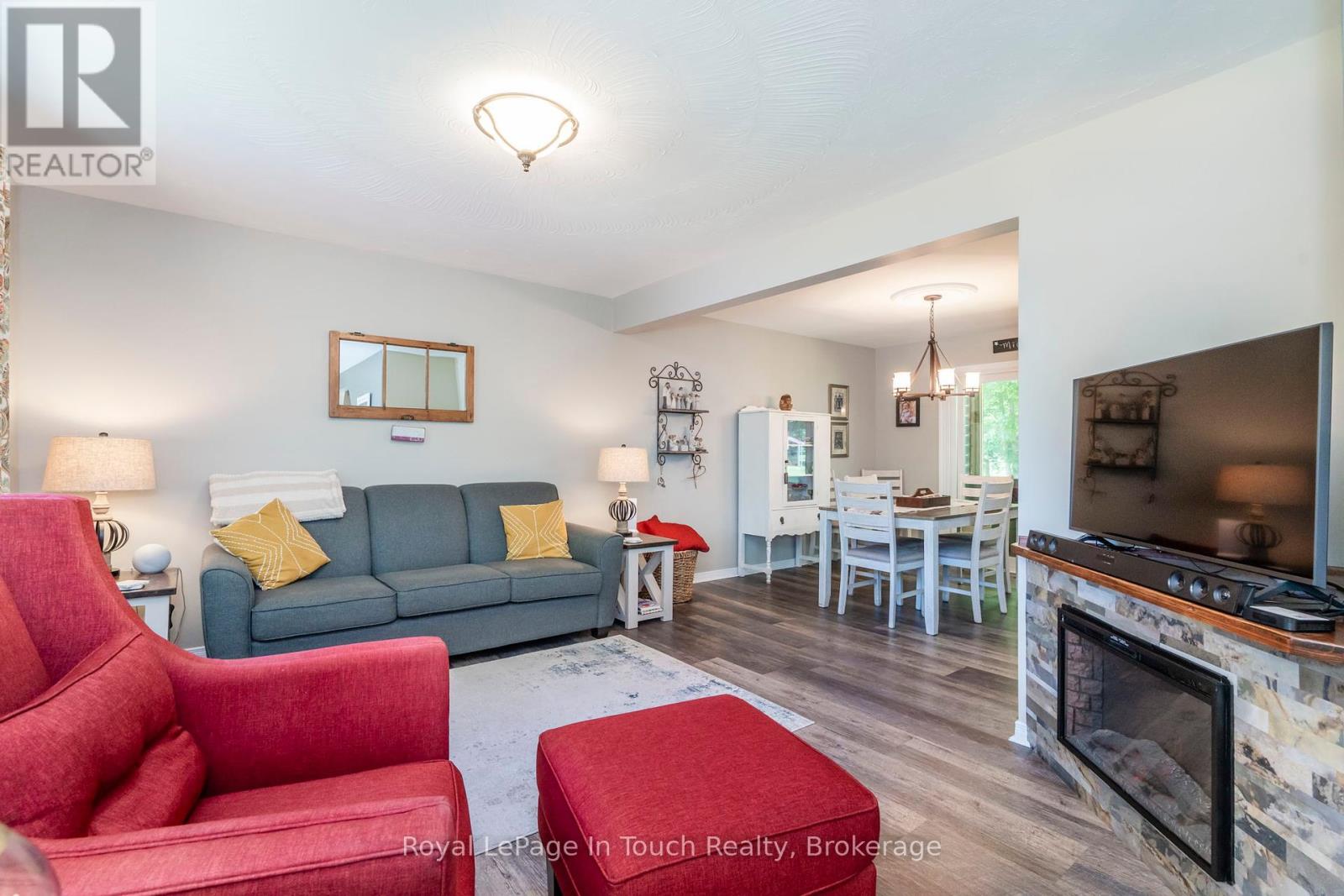 507 Lafontaine Road E, Tiny, Ontario  L9M 2H7 - Photo 9 - S12363398