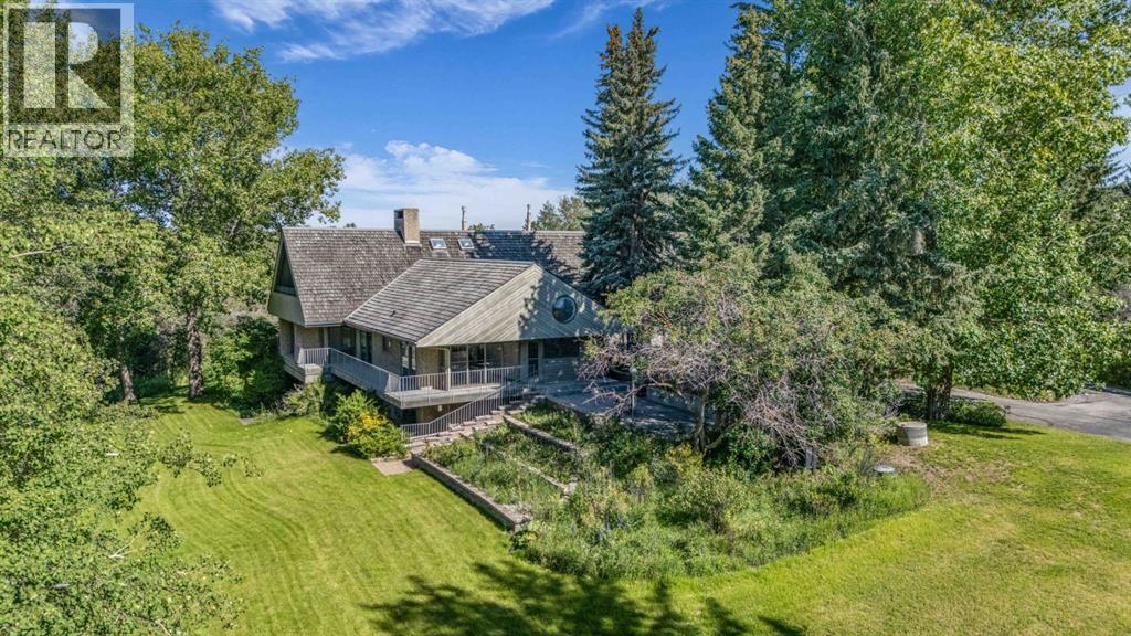237 Escarpment Drive, Rural Rocky View County, Alberta  T3Z 3M8 - Photo 2 - A2247761