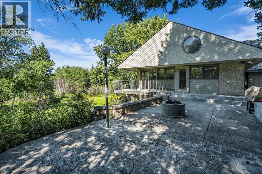 237 Escarpment Drive, Rural Rocky View County, Alberta  T3Z 3M8 - Photo 6 - A2247761