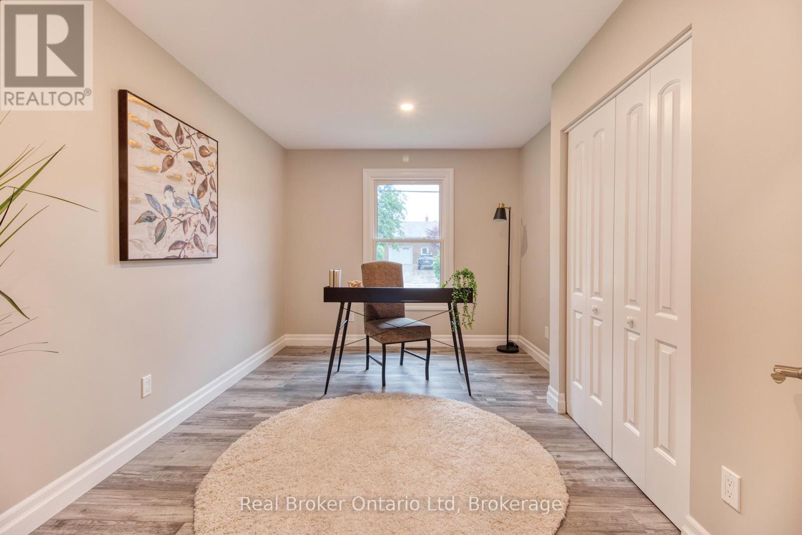 446 Isaac Street, South Bruce Peninsula, Ontario  N0H 2T0 - Photo 15 - X12363362
