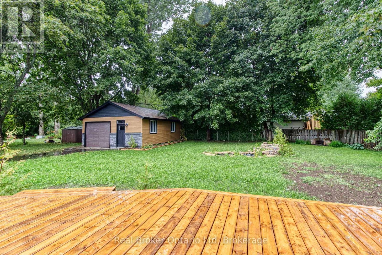 446 Isaac Street, South Bruce Peninsula, Ontario  N0H 2T0 - Photo 26 - X12363362