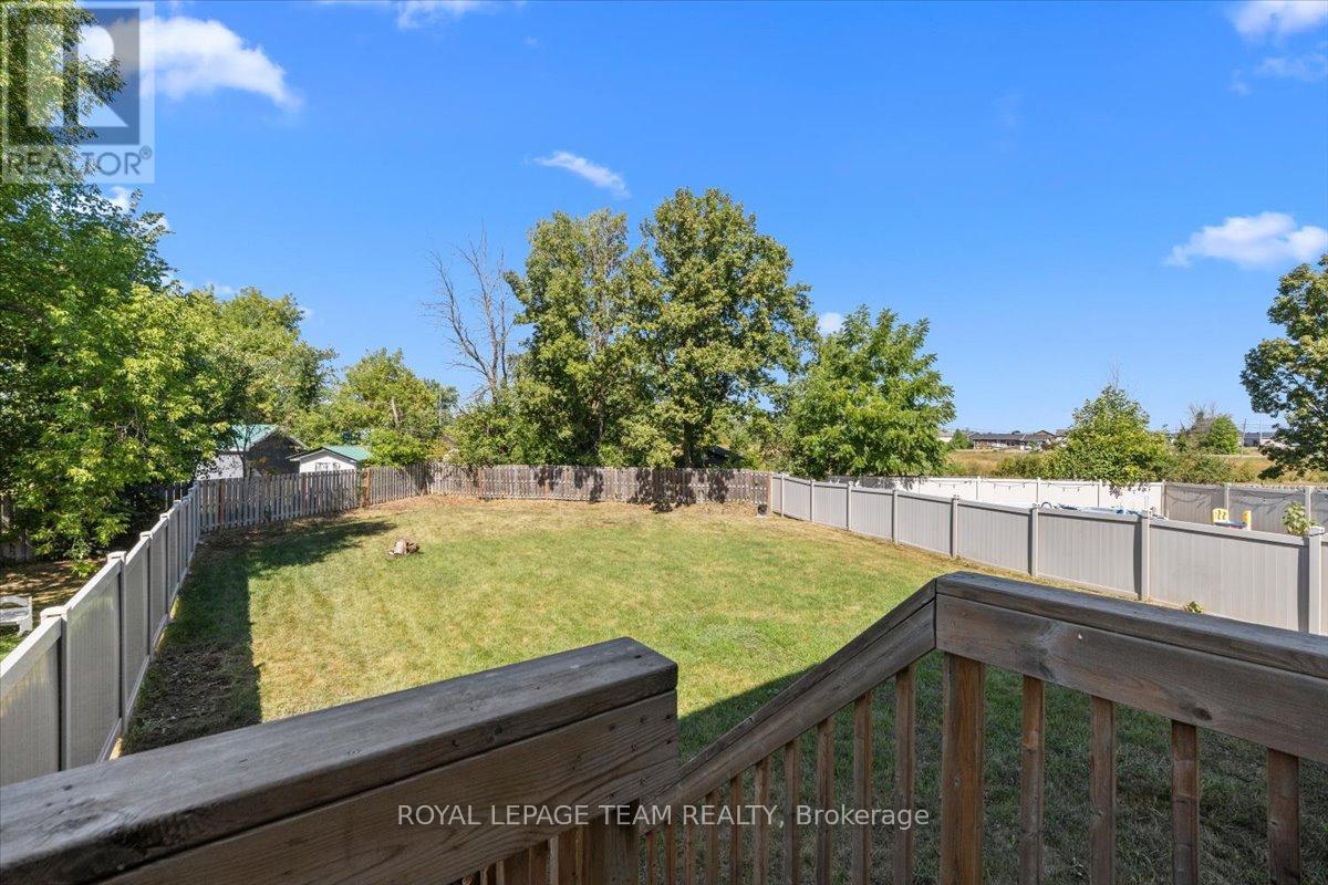 227 Bert Hall Street, Arnprior, Ontario  K7S 0H1 - Photo 45 - X12363364