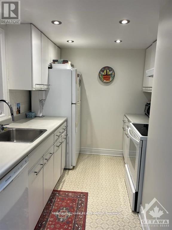 301 - 100 Bruyere Street, Ottawa, Ontario  K1N 5C6 - Photo 5 - X12363423
