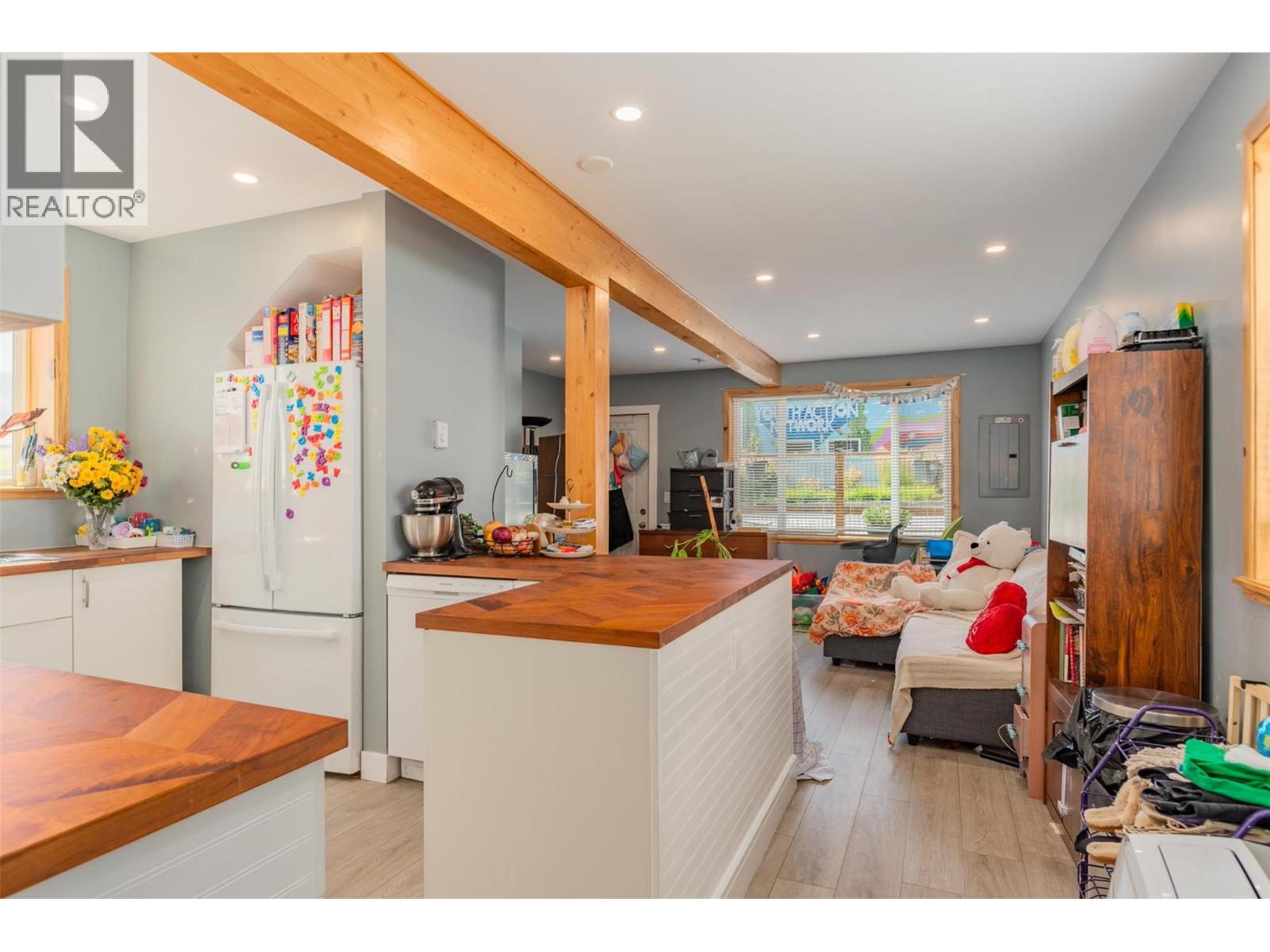Property at 2342 Washington Street image 3