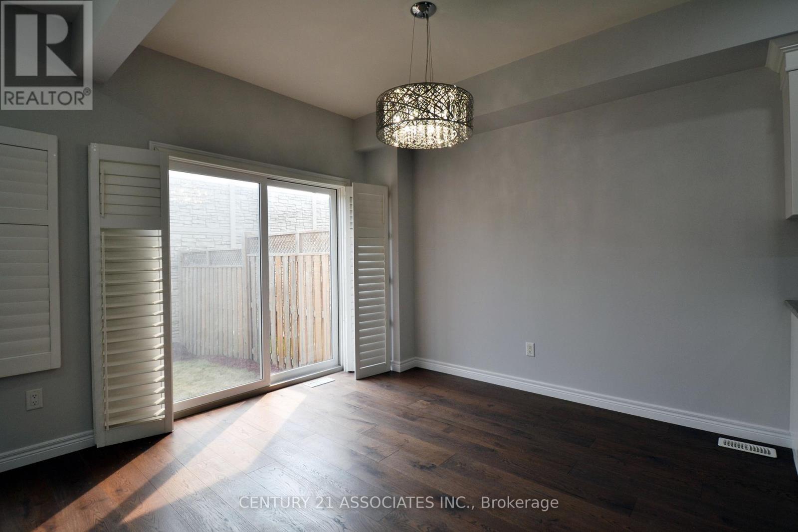 6 - 98 Shoreview Place, Hamilton, Ontario  L8E 0J4 - Photo 12 - X12363300