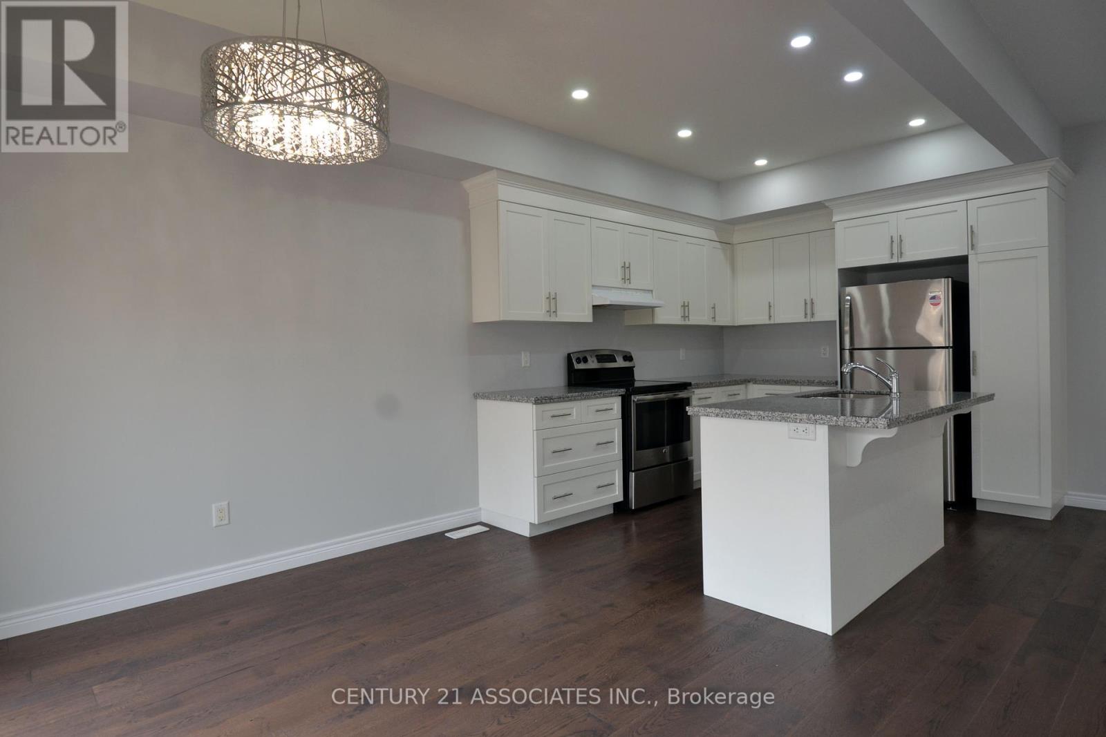 6 - 98 Shoreview Place, Hamilton, Ontario  L8E 0J4 - Photo 13 - X12363300