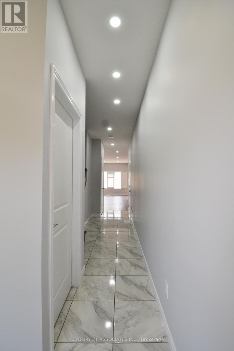 6 - 98 Shoreview Place, Hamilton, Ontario  L8E 0J4 - Photo 7 - X12363300