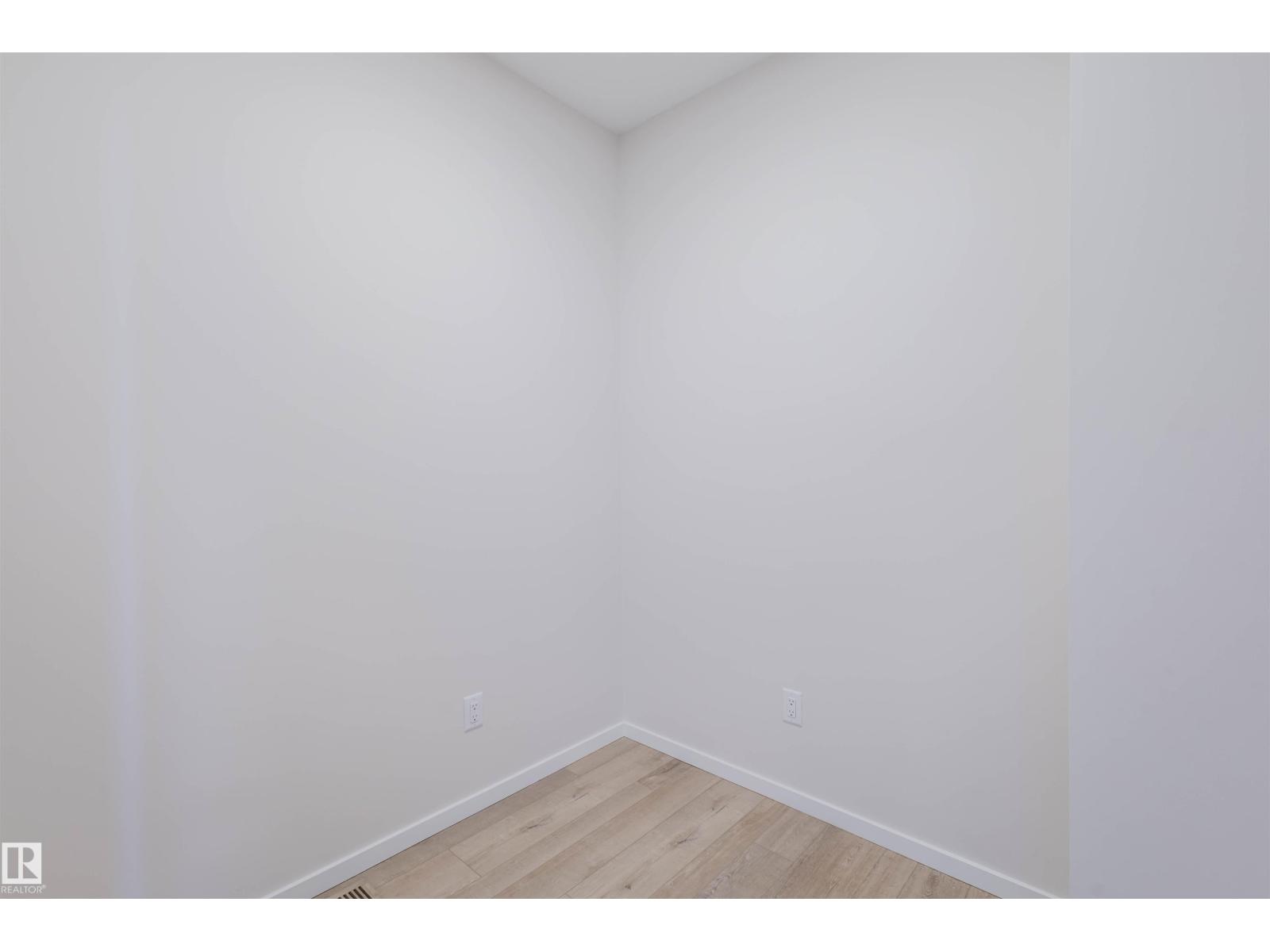 2103 209 St Nw, Edmonton, Alberta  T6M 2X6 - Photo 4 - E4454623