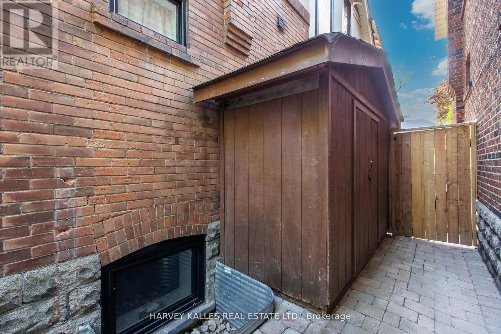 101 Clifton Road, Toronto (Rosedale-Moore Park), Ontario  M4T 2G3 - Photo 38 - C12363121