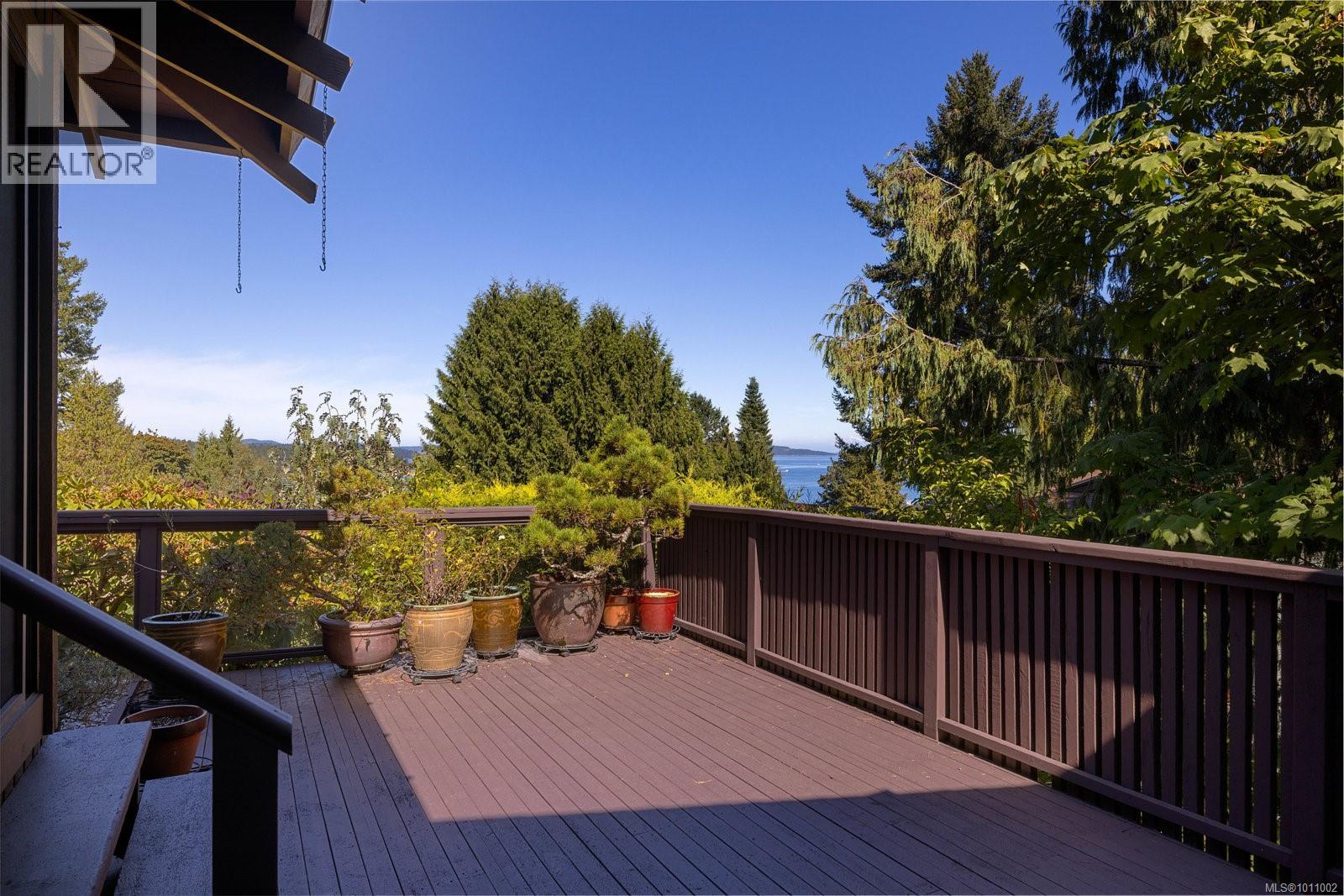 1709 Shearwater Terr, North Saanich, British Columbia  V8L 5L4 - Photo 37 - 1011002