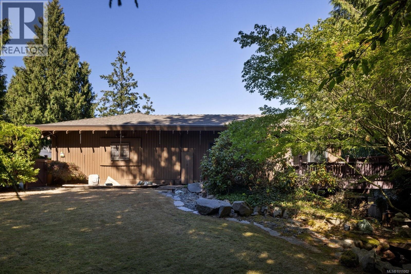 1709 Shearwater Terr, North Saanich, British Columbia  V8L 5L4 - Photo 43 - 1011002