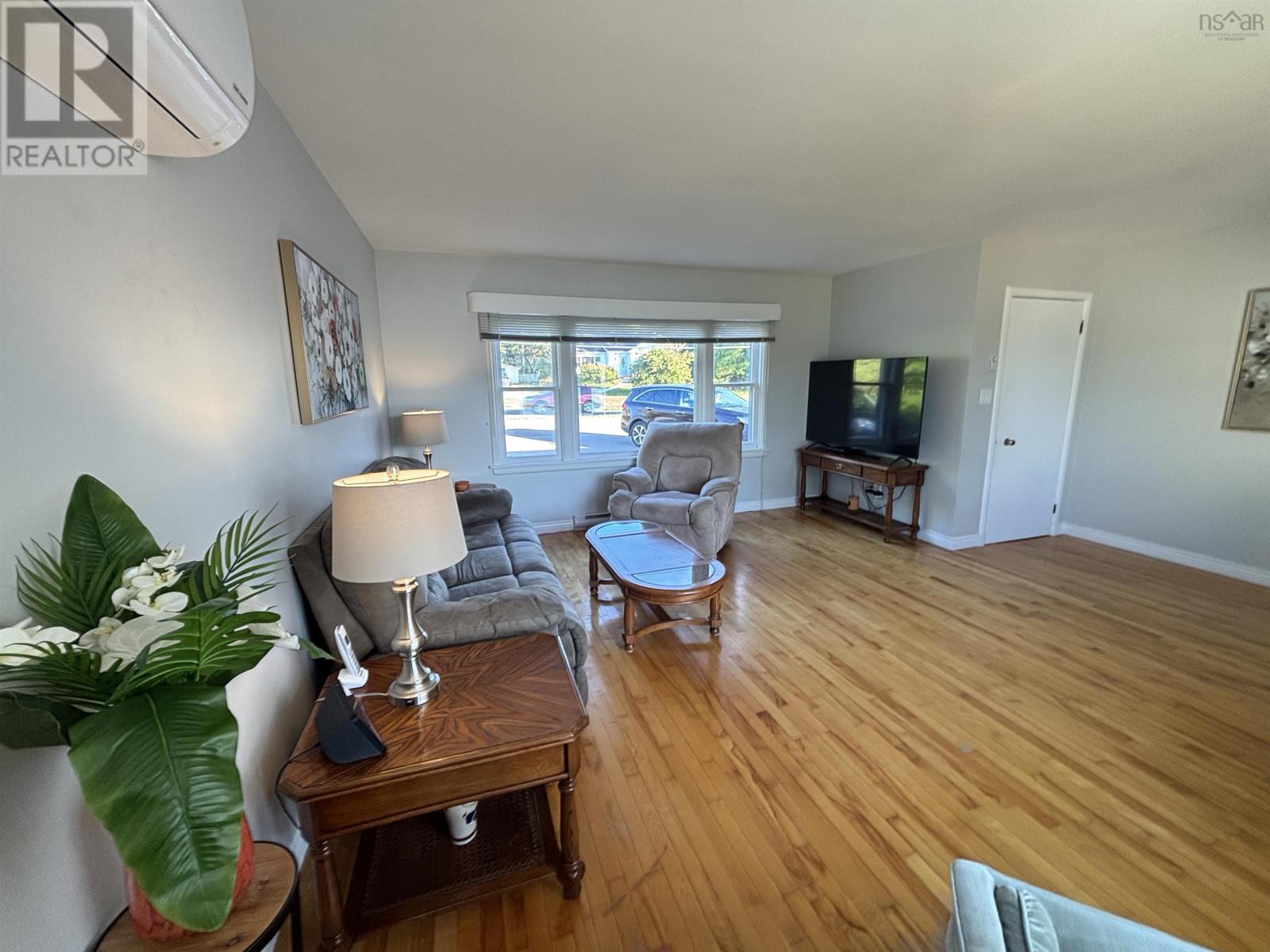 2046 Kings Road, Howie Centre, Nova Scotia  B1L 1C4 - Photo 10 - 202521221