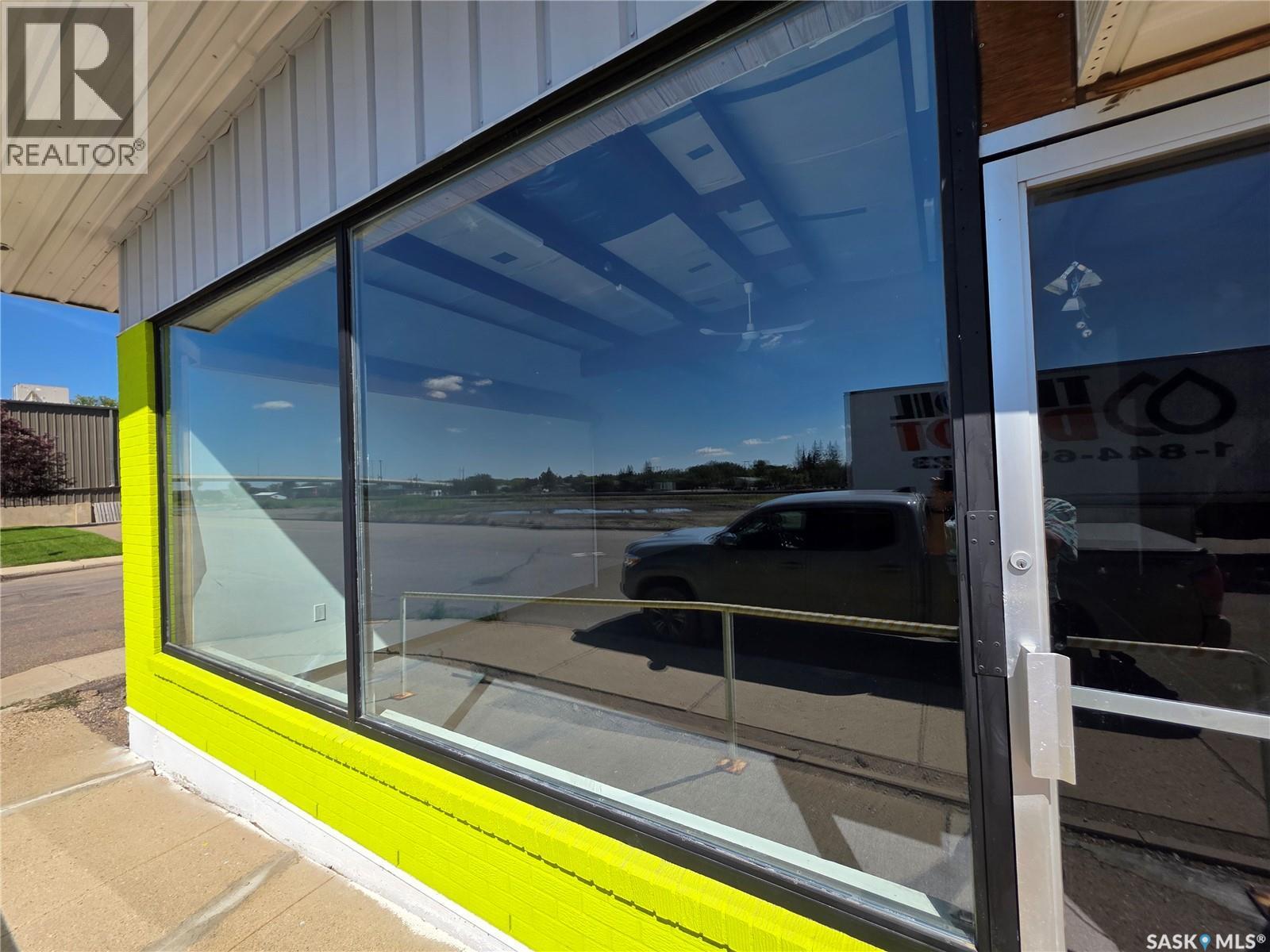 401 North Railway Street E, Swift Current, Saskatchewan  S9H 1C7 - Photo 18 - SK016546