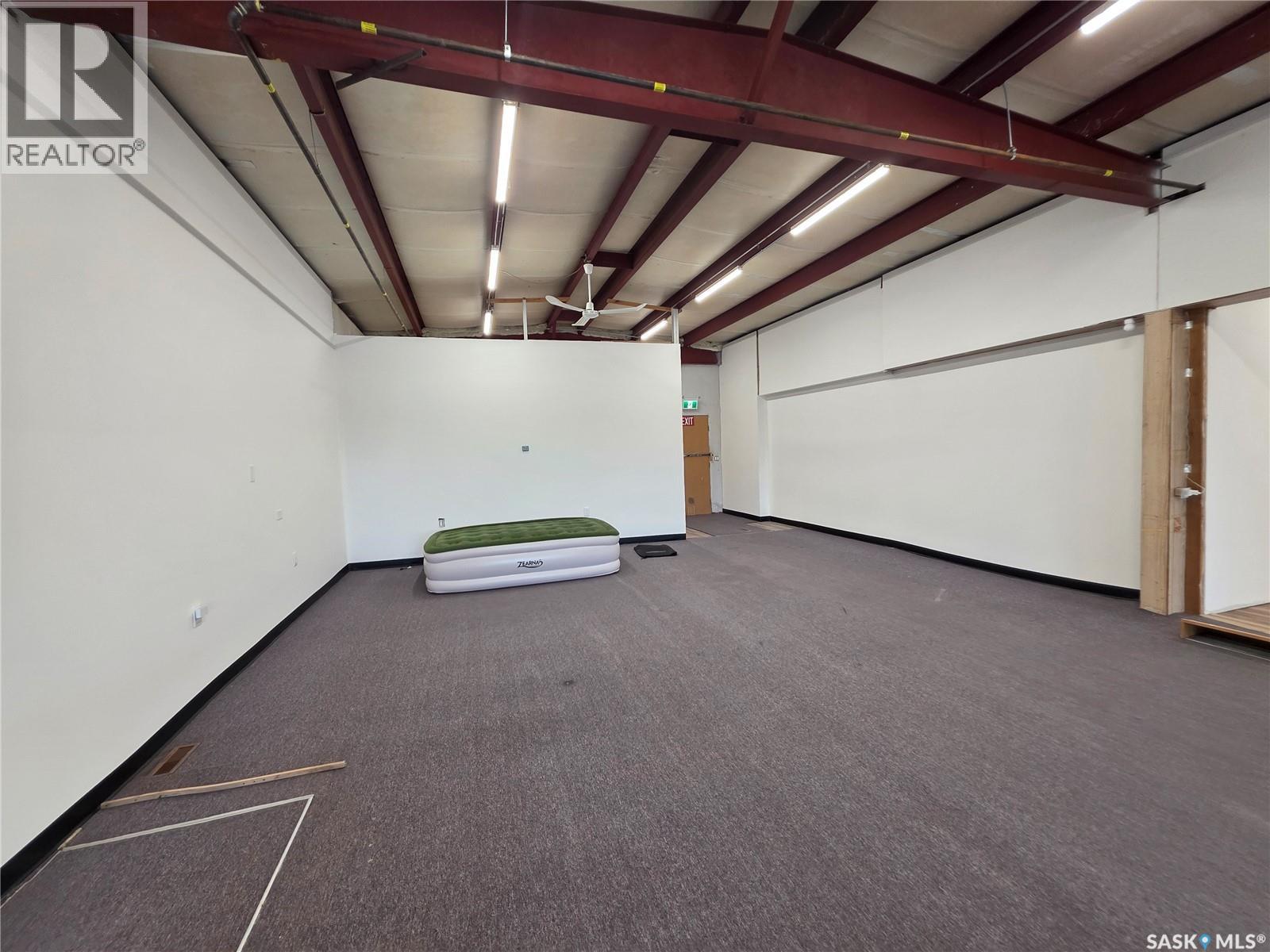 401 North Railway Street E, Swift Current, Saskatchewan  S9H 1C7 - Photo 9 - SK016546