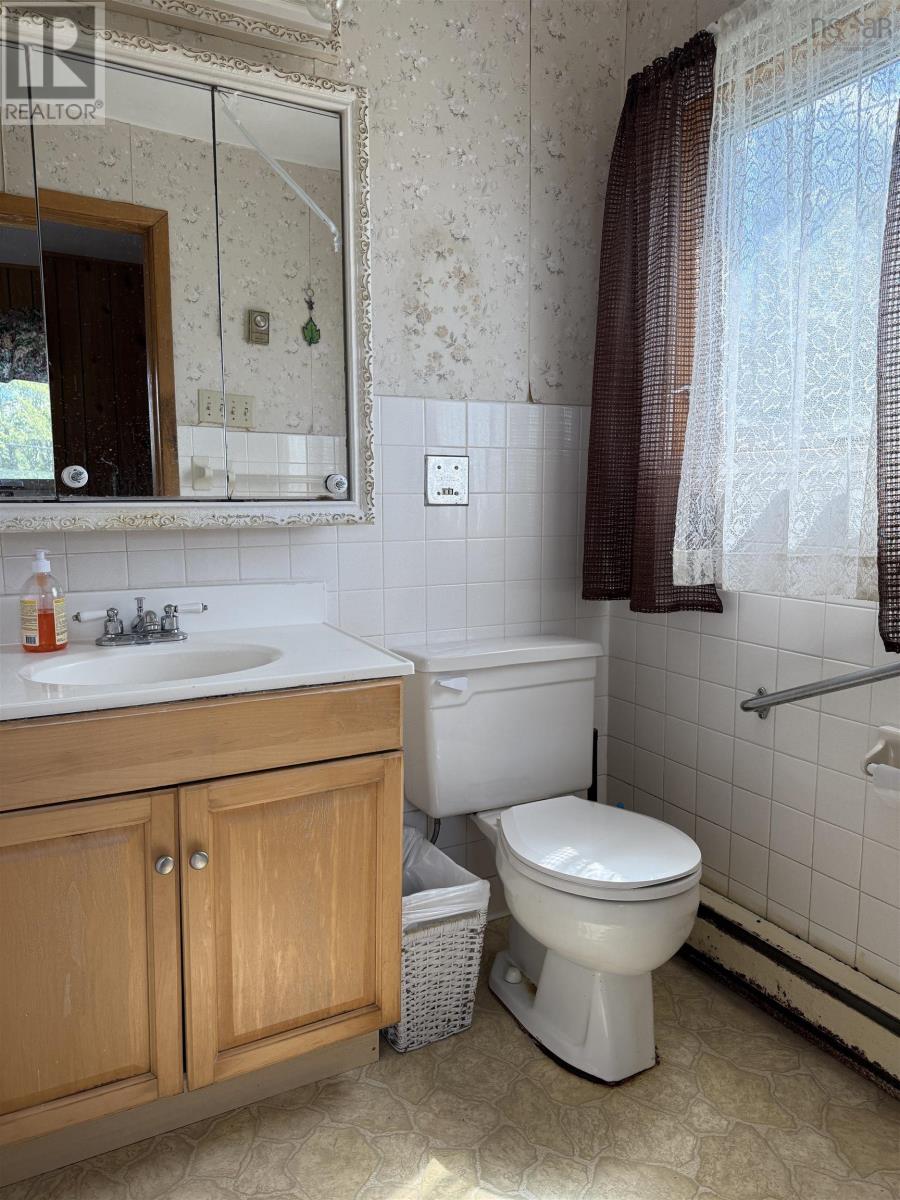 16986 Highway 7, Pleasant Harbour, Nova Scotia  B0J 3H0 - Photo 35 - 202521419