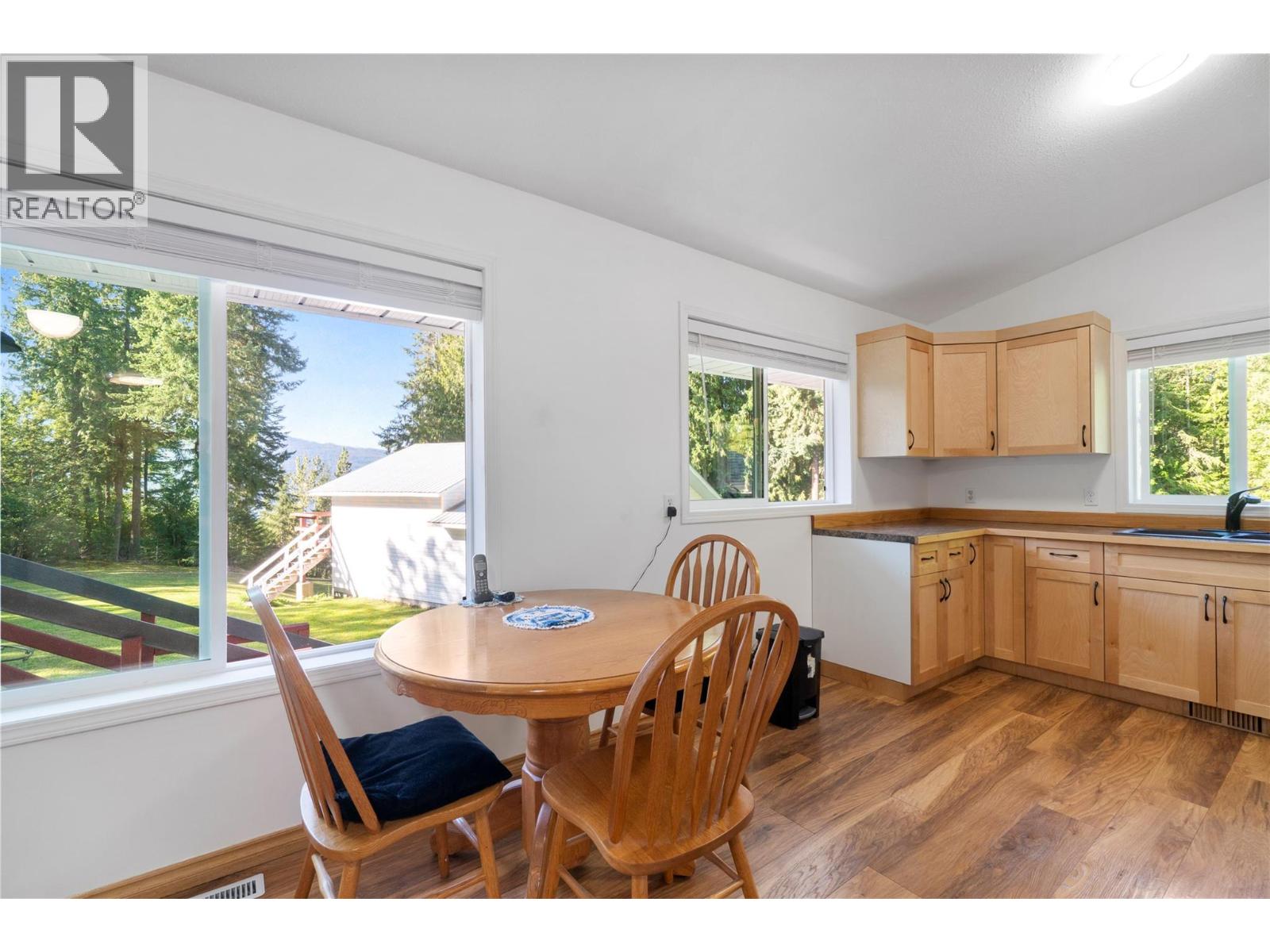 6803 Magna Bay Drive, Magna Bay, British Columbia  V0E 1M7 - Photo 36 - 10360591