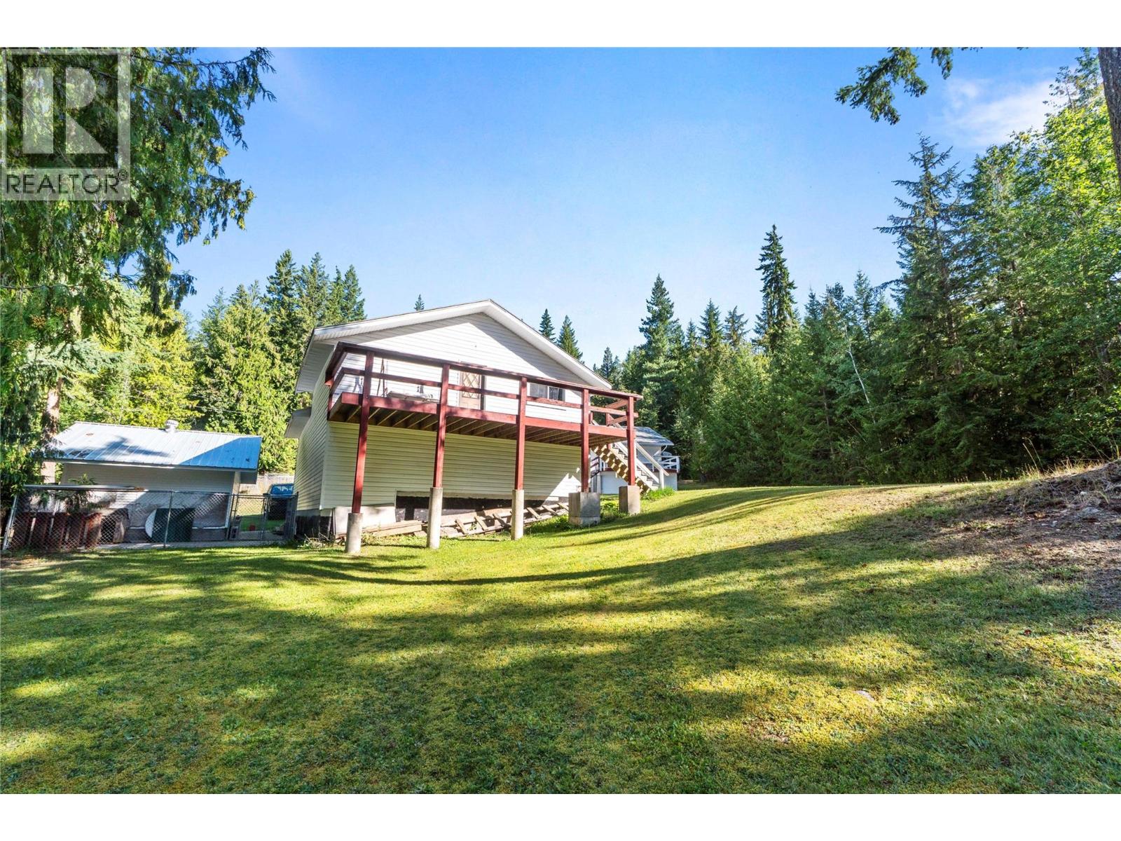 6803 Magna Bay Drive, Magna Bay, British Columbia  V0E 1M7 - Photo 55 - 10360591