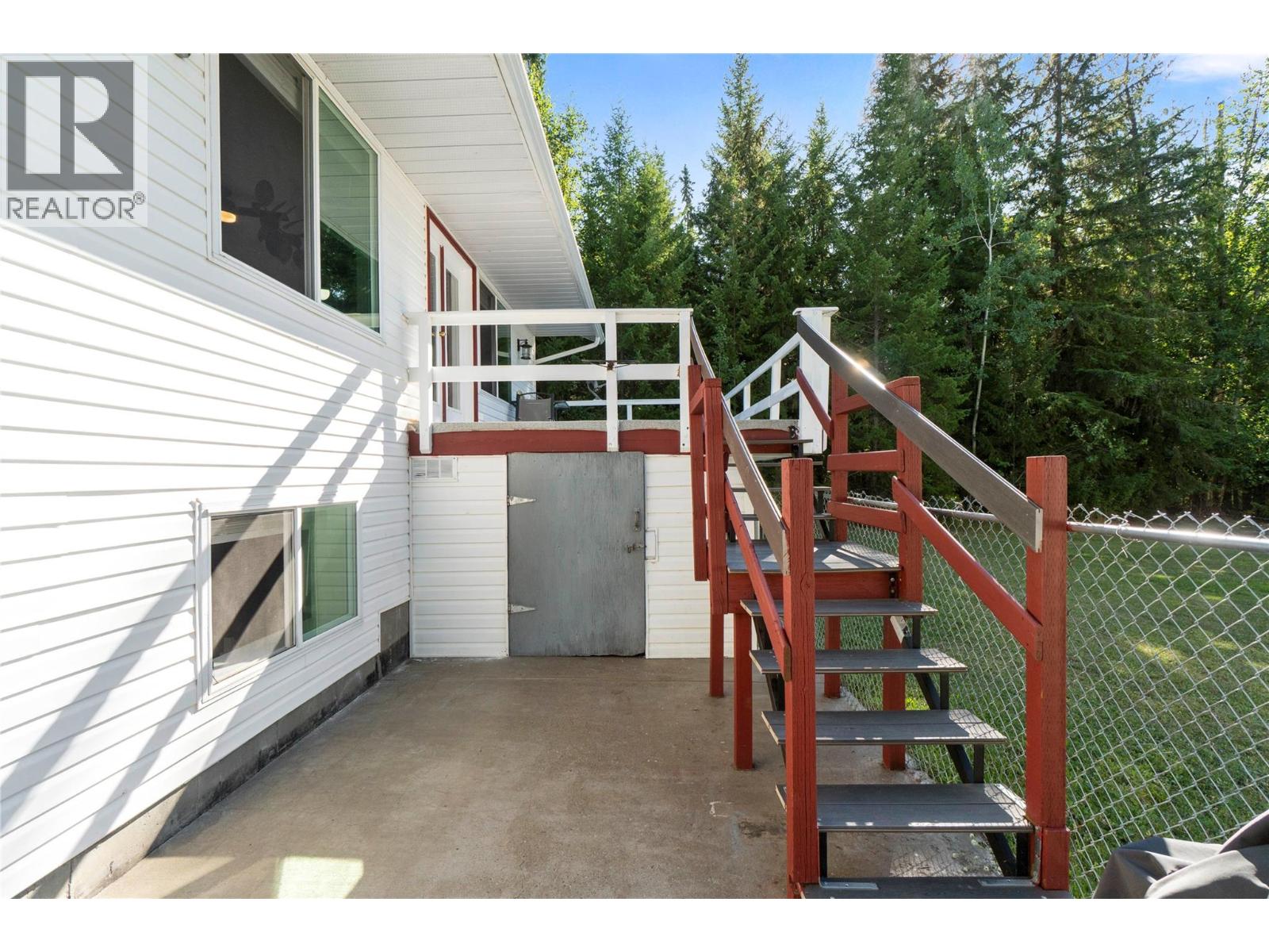 6803 Magna Bay Drive, Magna Bay, British Columbia  V0E 1M7 - Photo 49 - 10360591