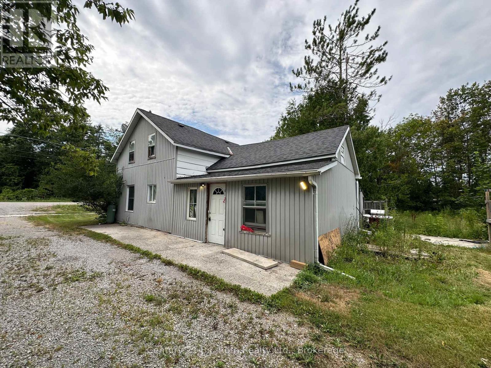 1740 Kirkfield Road, Kawartha Lakes, Ontario  K0M 2B0 - Photo 7 - X12363453