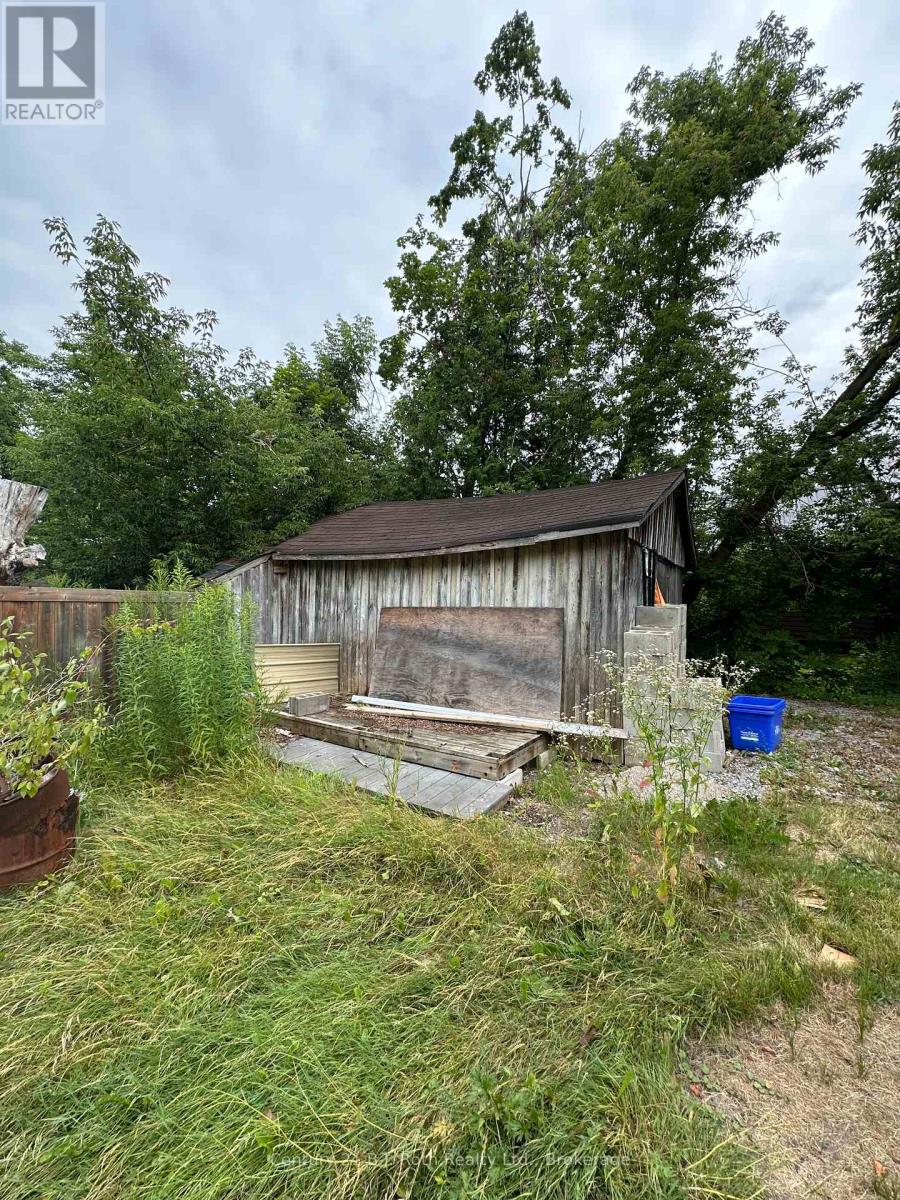1740 Kirkfield Road, Kawartha Lakes, Ontario  K0M 2B0 - Photo 9 - X12363453