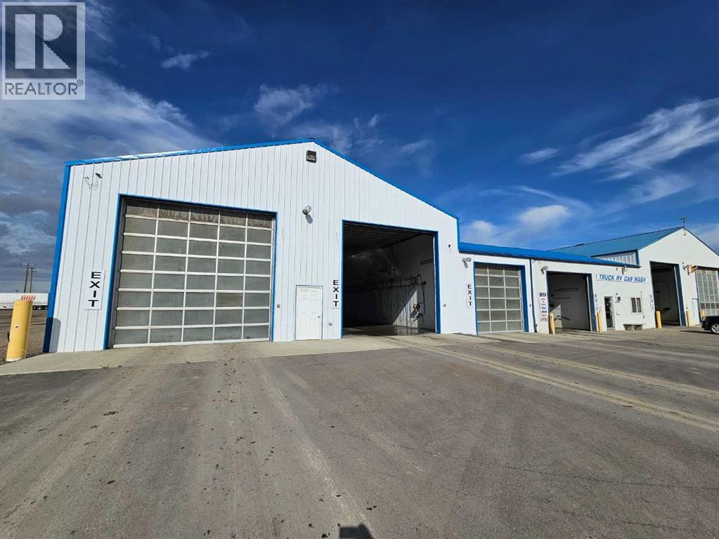 209 8 Avenue Nw, Milk River, Alberta  T0K 1M0 - Photo 2 - A2197040