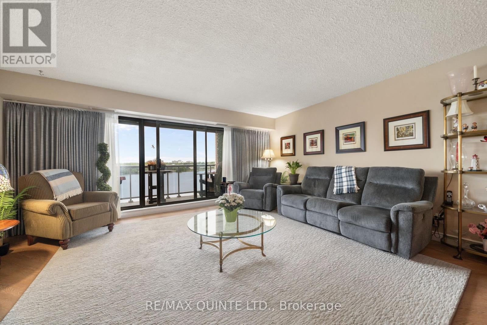 807 - 2 South Front Street, Belleville, Ontario K8N 5K7 - Photo 17 - X12363360