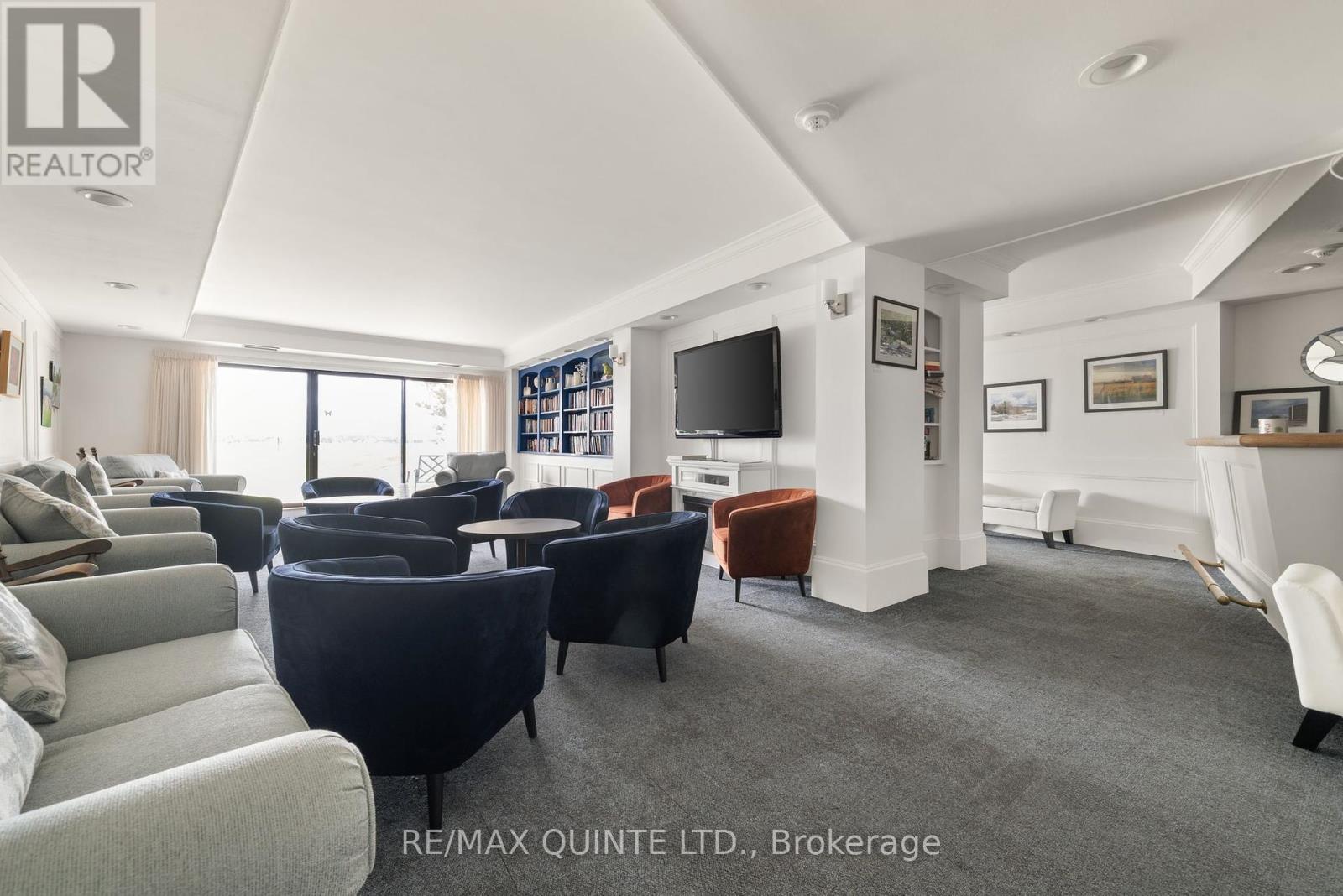 807 - 2 South Front Street, Belleville, Ontario K8N 5K7 - Photo 36 - X12363360