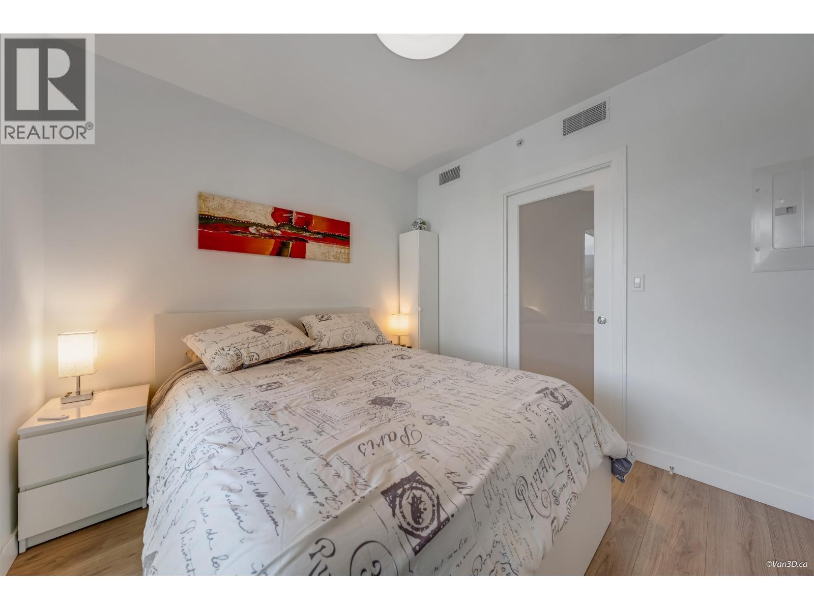 1102 1500 Fern Street, North Vancouver, British Columbia  V7J 0B6 - Photo 13 - R3040163