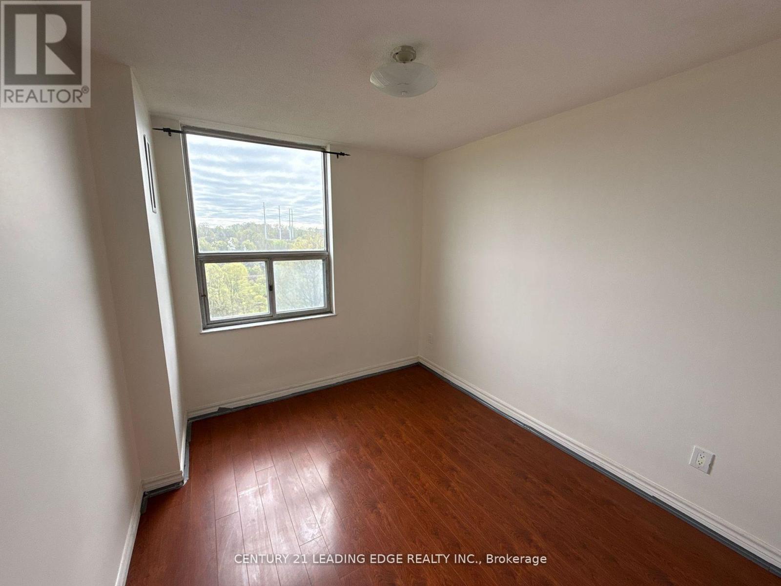 815 - 20 Edgecliff Golfway, Toronto, Ontario  M3C 3A4 - Photo 12 - C12363401