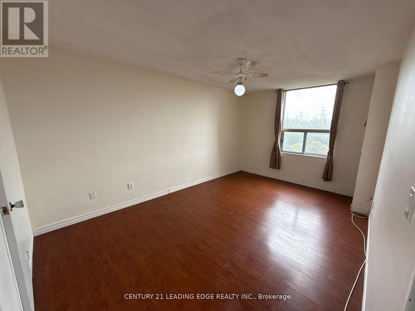 815 - 20 Edgecliff Golfway, Toronto, Ontario  M3C 3A4 - Photo 13 - C12363401