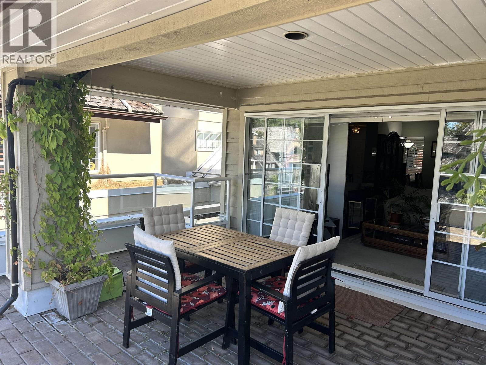 201 3421 CURLE AVENUE, Burnaby, British Columbia