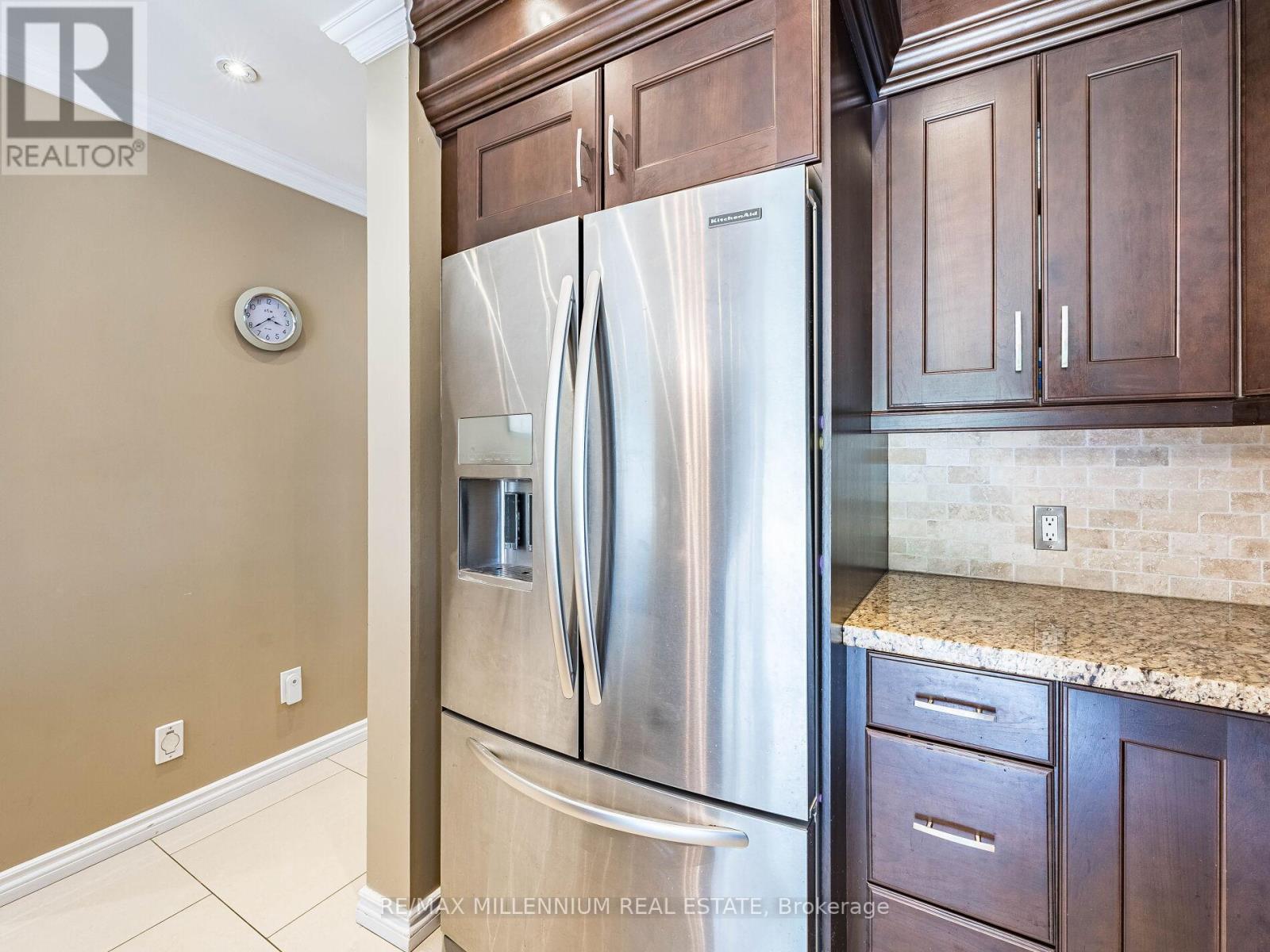 84 Grapevine Road, Caledon (Bolton West), Ontario  L7E 2R3 - Photo 15 - W12363431
