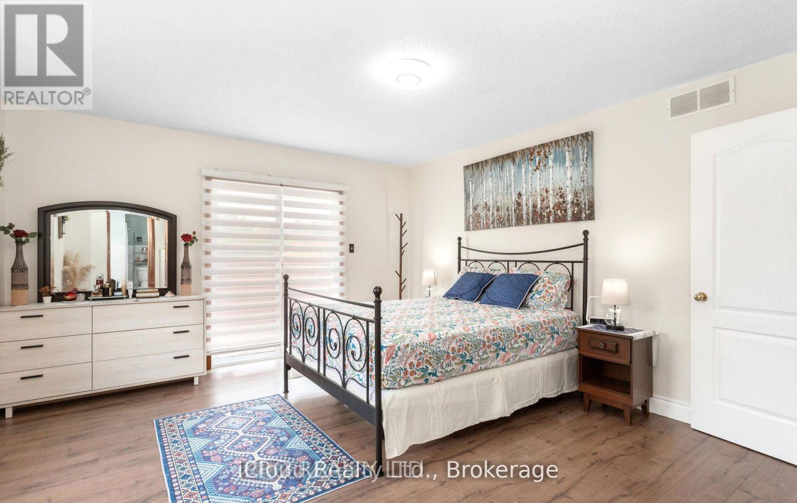 50 Galt Avenue, Cambridge, Ontario  N1R 8N5 - Photo 19 - X12363380