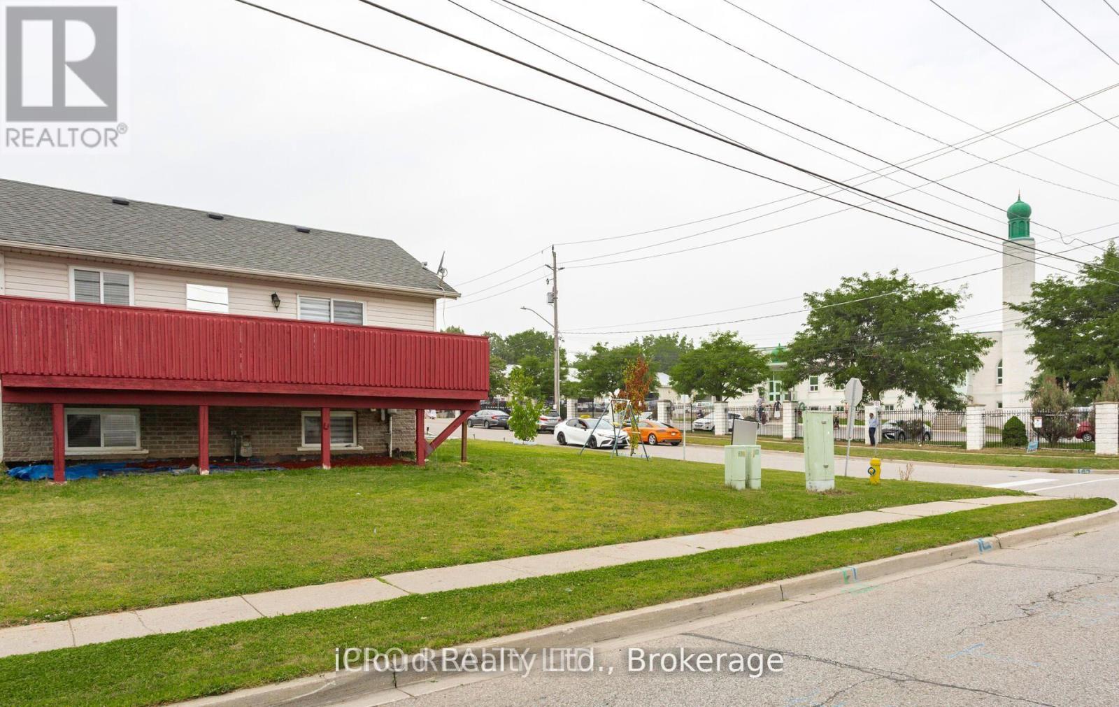 50 Galt Avenue, Cambridge, Ontario  N1R 8N5 - Photo 49 - X12363380
