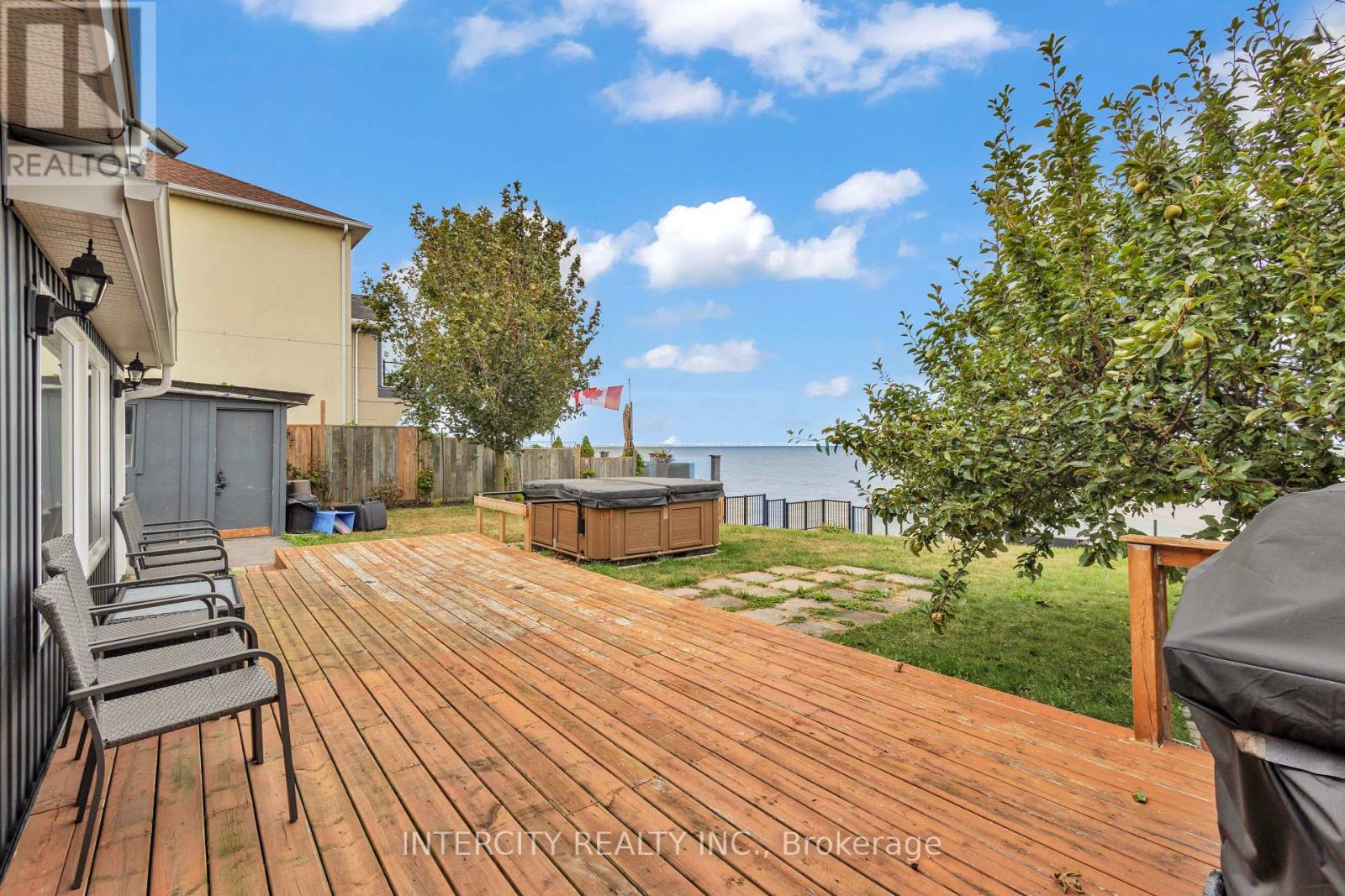 Property at 24 TRILLIUM AVENUE image 3