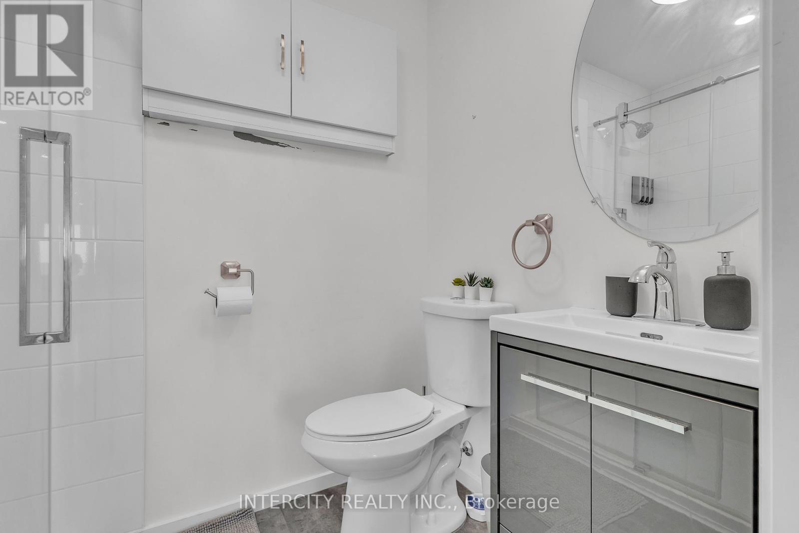 24 Trillium Avenue, Hamilton (Stoney Creek), Ontario  L8E 5E1 - Photo 31 - X12363409